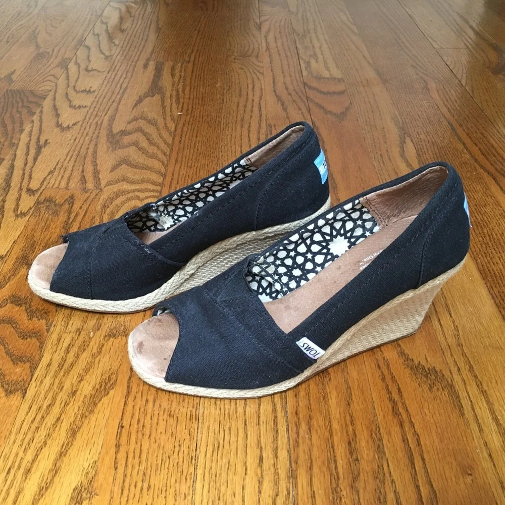 Toms Black Canvas Wedge Open Toe Shoes